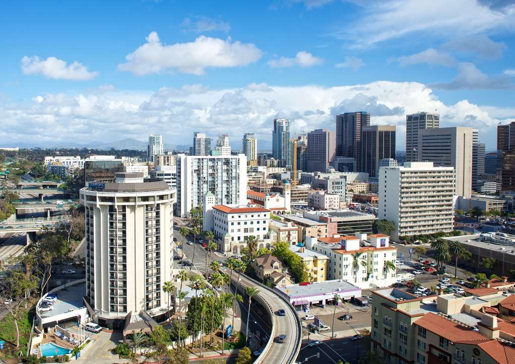 Four Points By Sheraton San Diego Downtown Little Italy Hotel Amenities photo